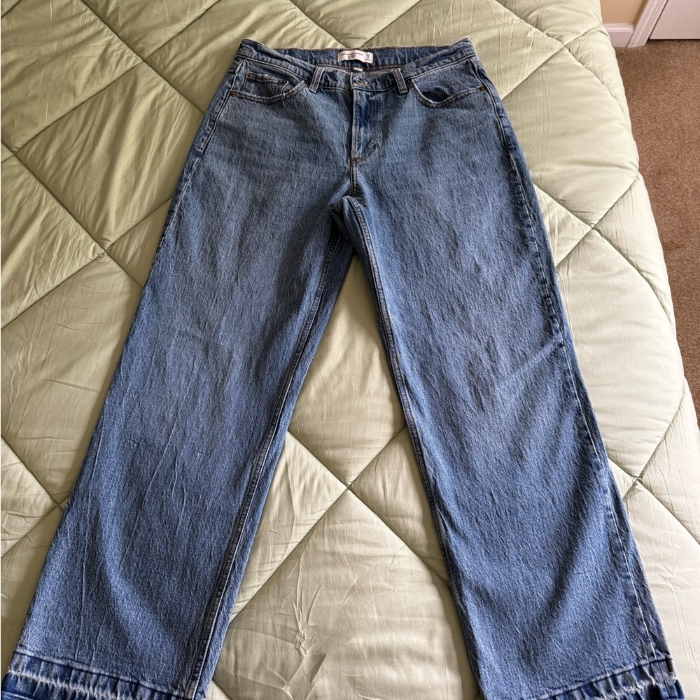 Abercrombie & Fitch Curve Love The Baggy Low Rise Jeans